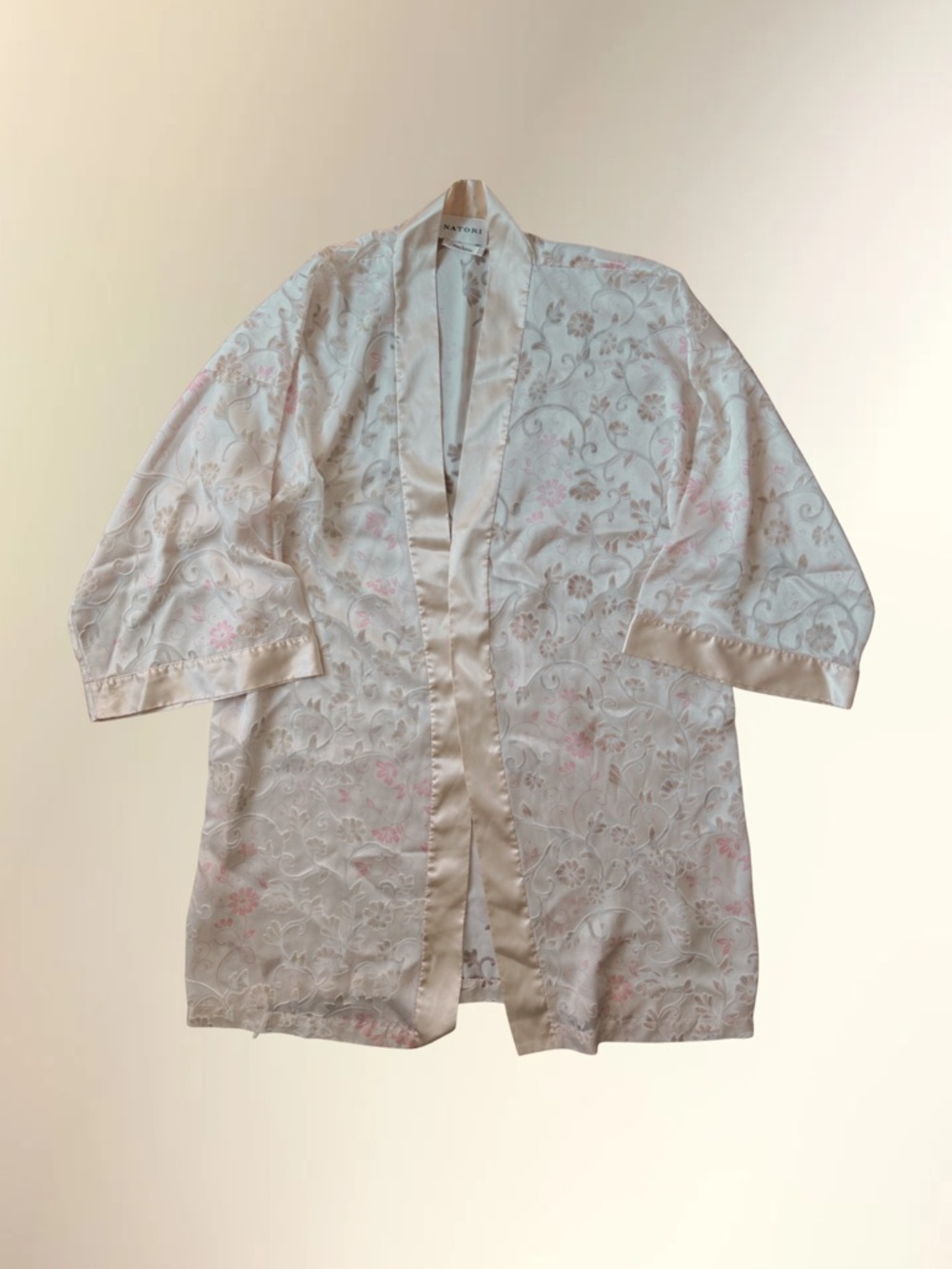 Natori Light Pink & Cream Kimono-Style Robe with Pale Pink Floral Accents